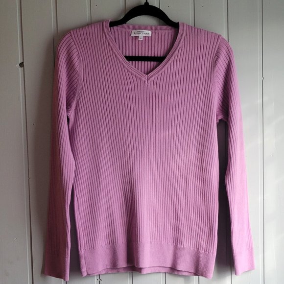 Northern Reflection 100% Cotton Ribbed V-neck - Picture 1 of 5